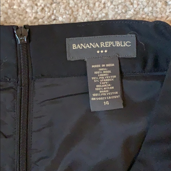 Banana Republic size 14 skirt - Picture 3 of 3